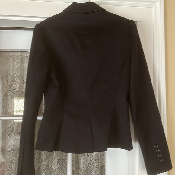 H&M black blazer.  Size 8 - Picture 2 of 3